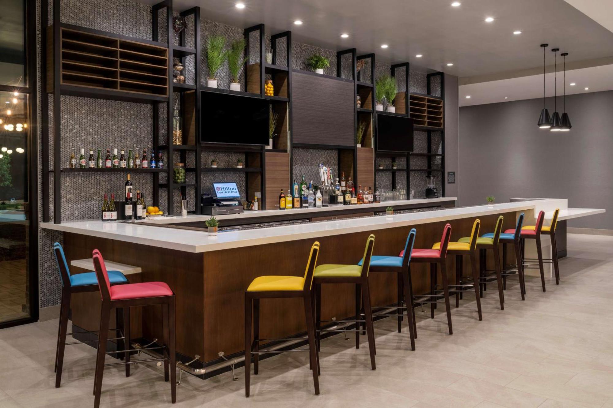 Hilton Garden Inn Pomona, Ca Экстерьер фото
